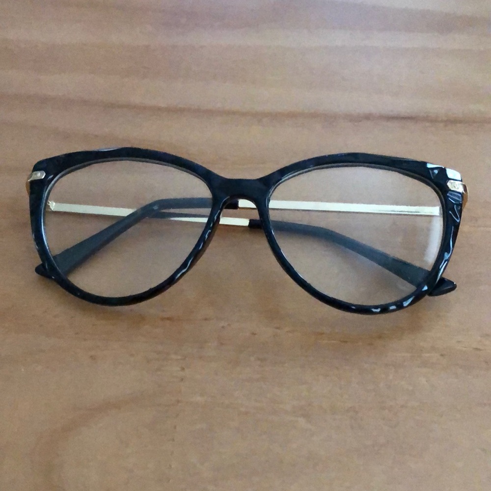 Glasses black gold